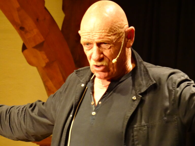 Joe Bausch