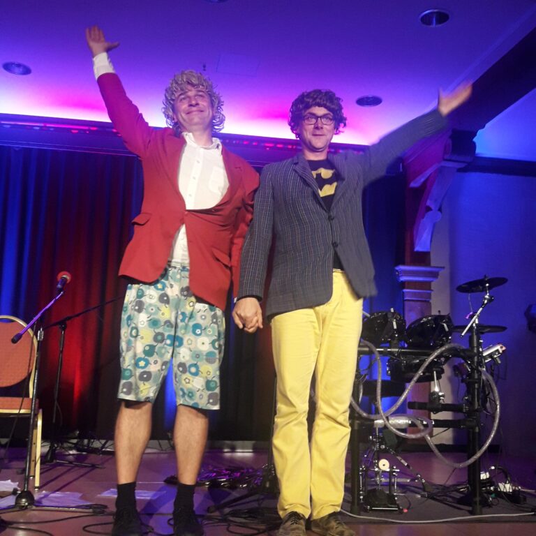 Zärtlichkeiten mit Freunden
